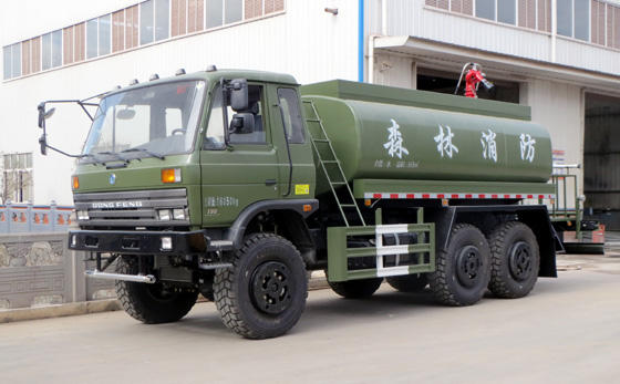 東風(fēng)6X6越野森林消防車