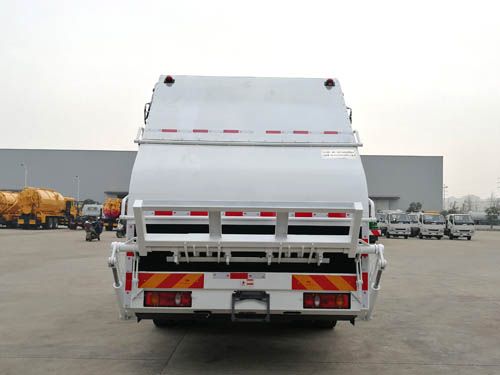 CSC5161ZYSD10型壓縮式垃圾車