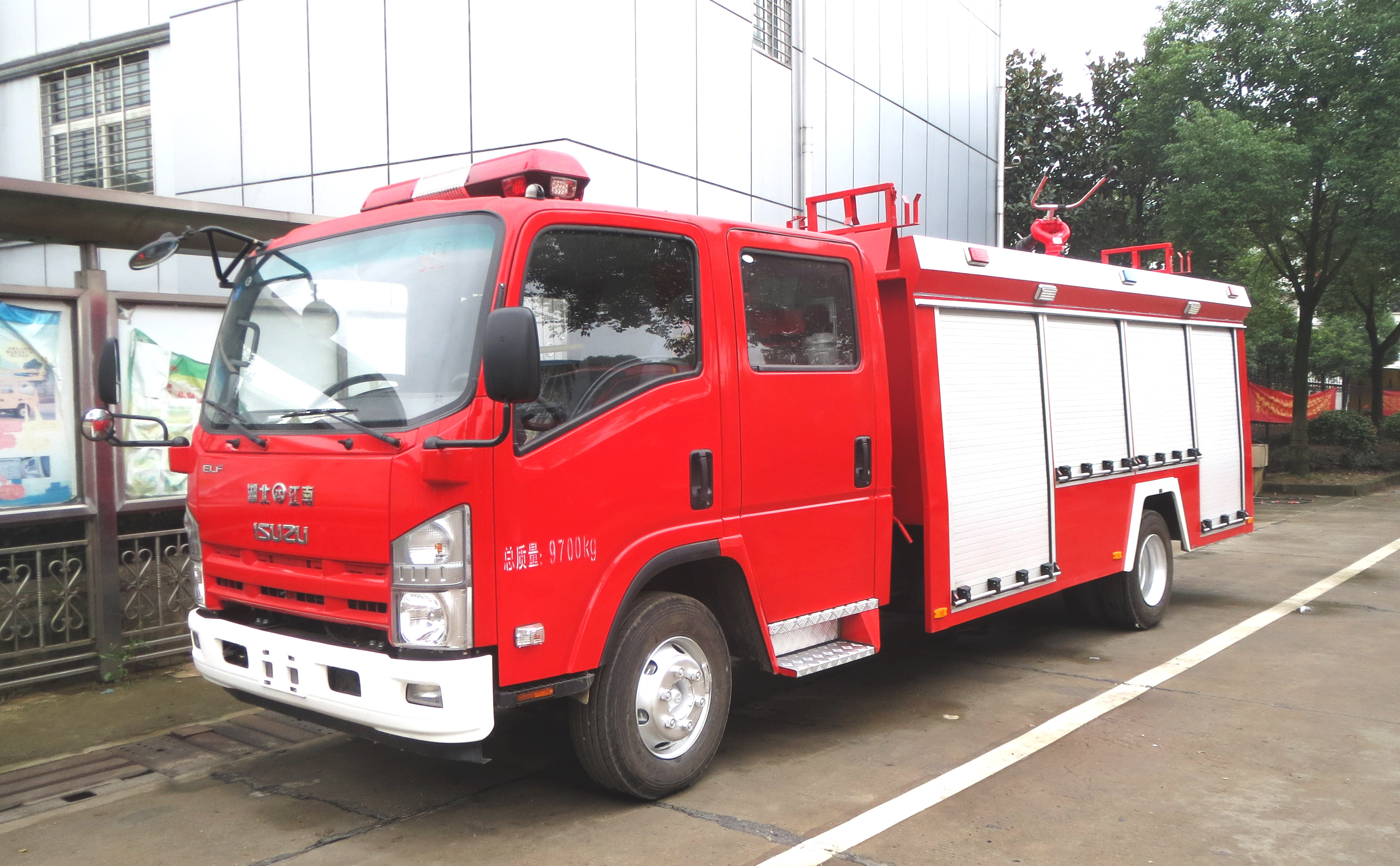 五十鈴3噸消防車(chē)