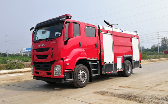五十鈴6噸泡沫消防車，國產(chǎn)中型消防車之驕子